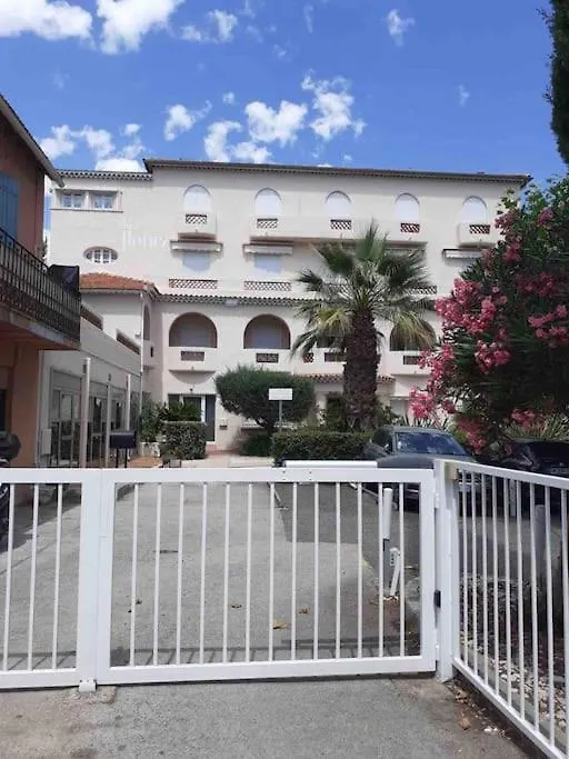 Au Bord Du Ciel Magnifique Appartement A Bandol